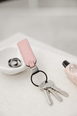 Kožená klíčenka Orbitkey Loop Keychain C.Candy č.5